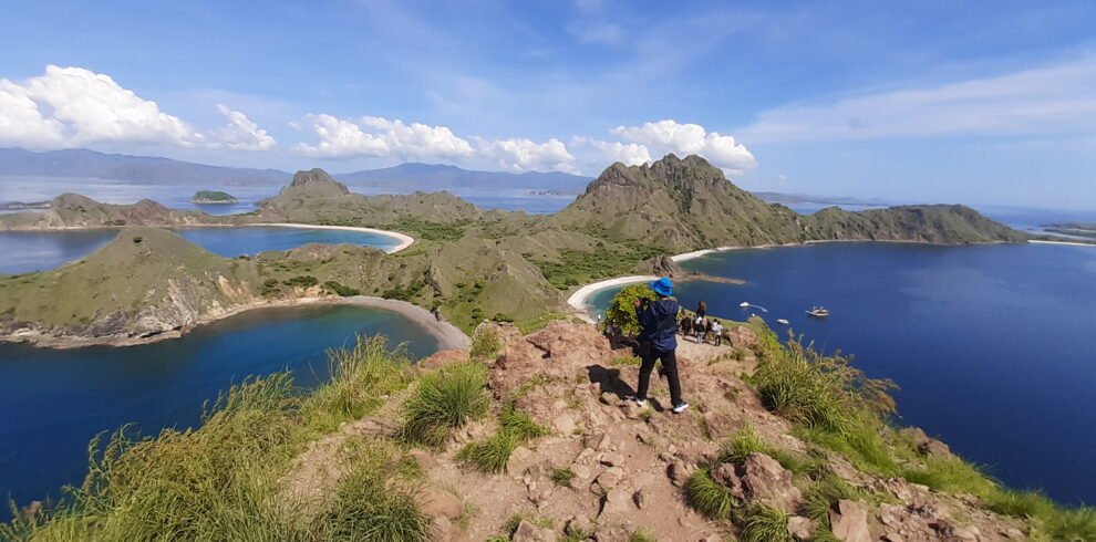 komodo national park tour